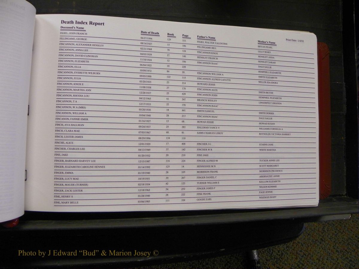 Burke Deaths, 1913-2001, A-L 482.JPG