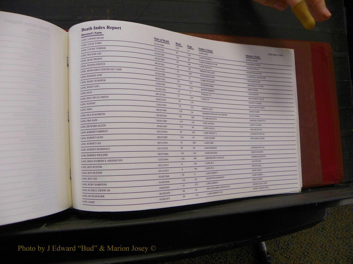 Burke Deaths, 1913-2001, A-L 813.JPG