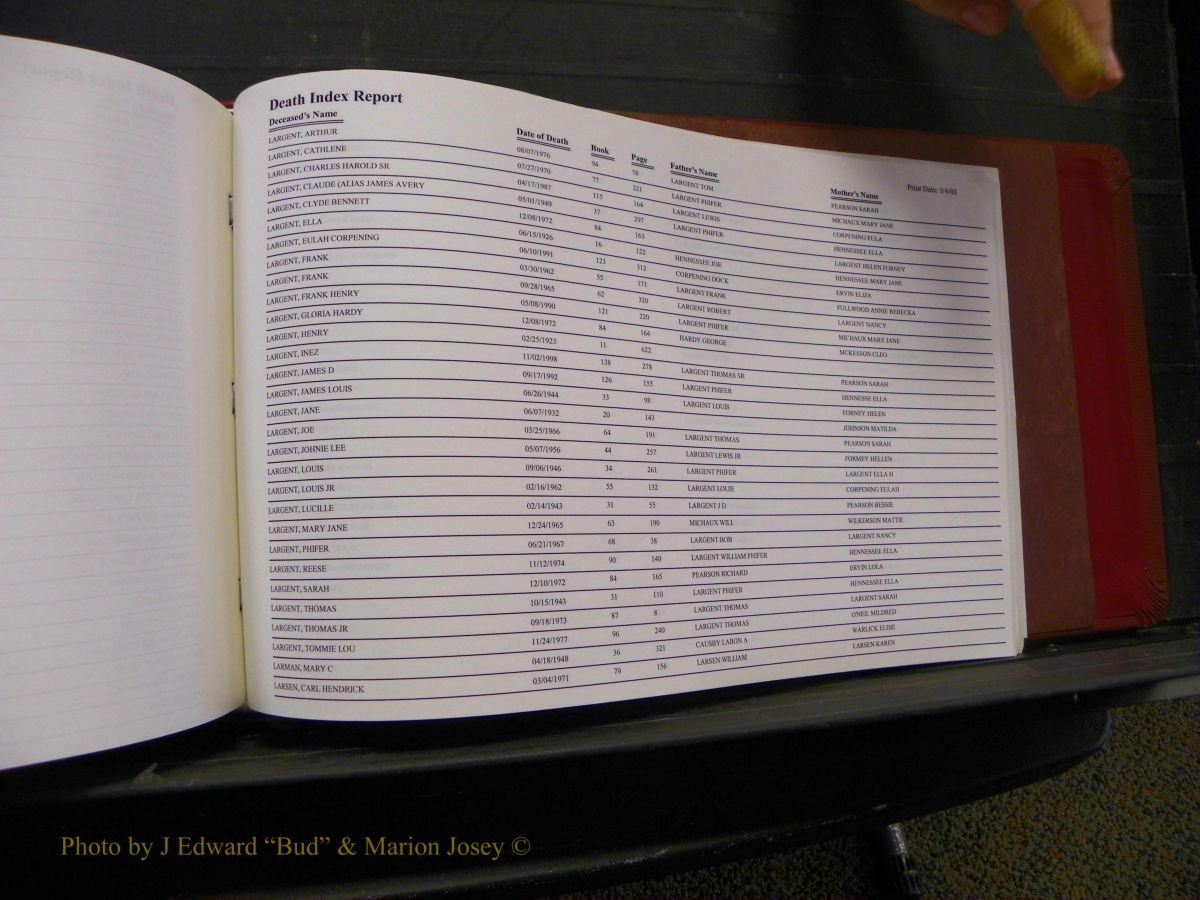Burke Deaths, 1913-2001, A-L 817.JPG