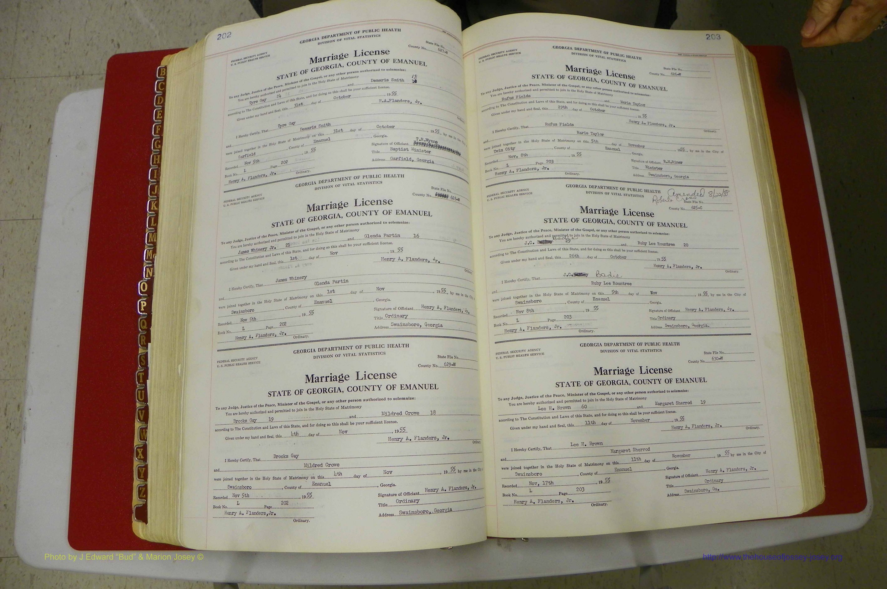 Emanuel Co, GA, Marriages Book L, 1952 - 1962, P 202-203.JPG