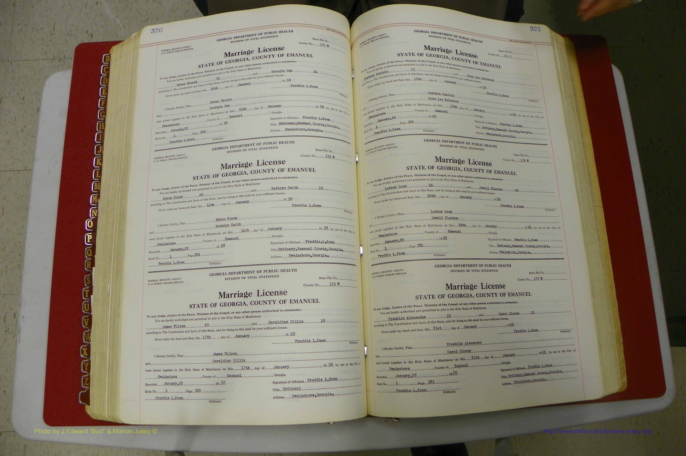 Emanuel Co, GA, Marriages Book L, 1952 - 1962, P 320-321.JPG