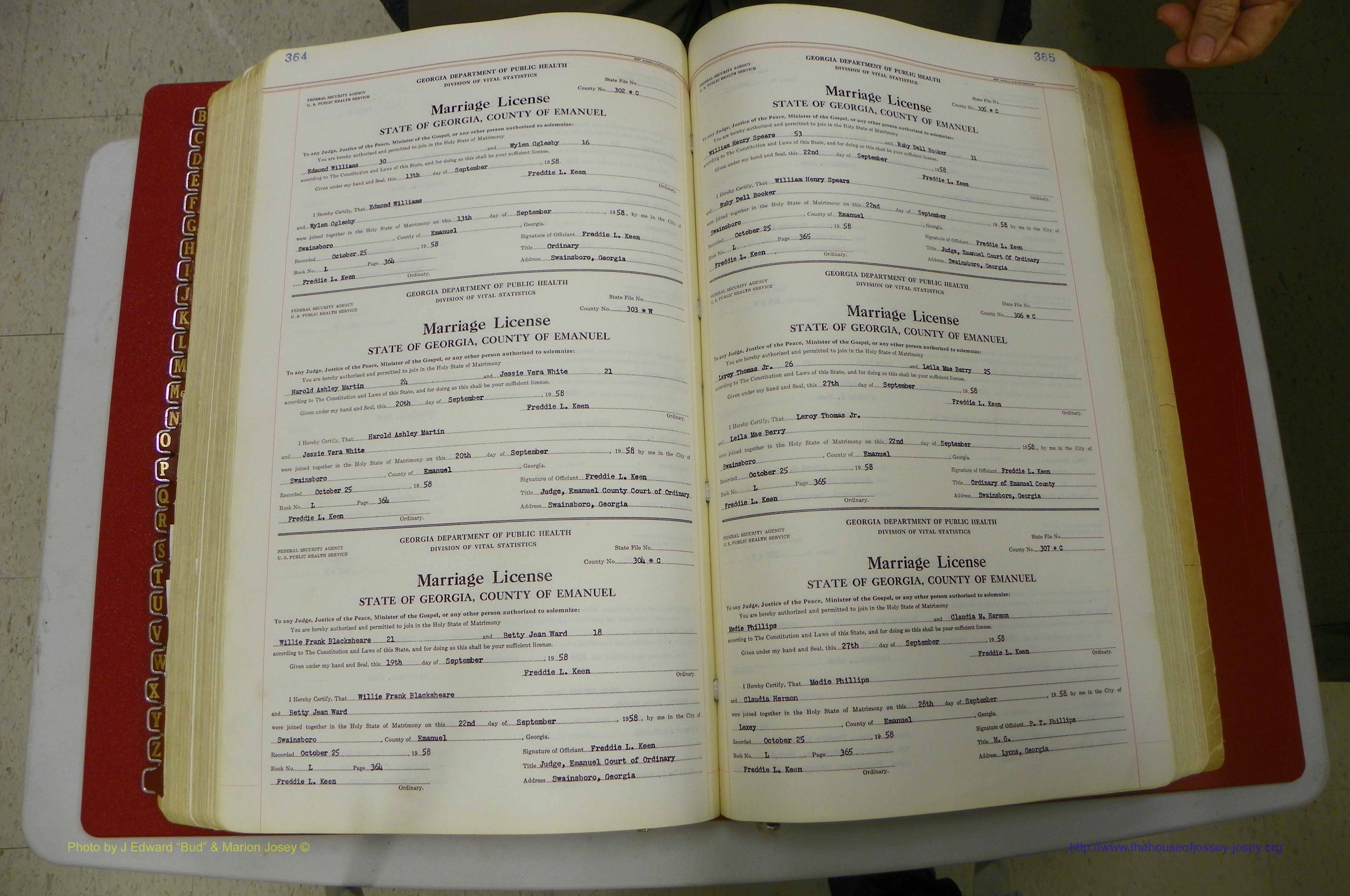 Emanuel Co, GA, Marriages Book L, 1952 - 1962, P 364-365.JPG