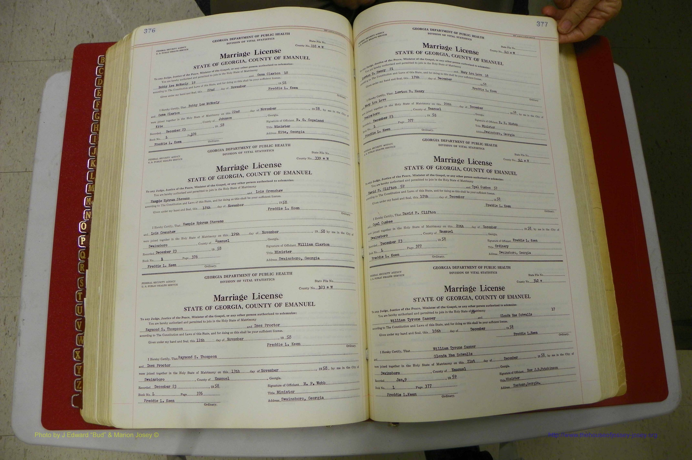 Emanuel Co, GA, Marriages Book L, 1952 - 1962, P 376-377.JPG