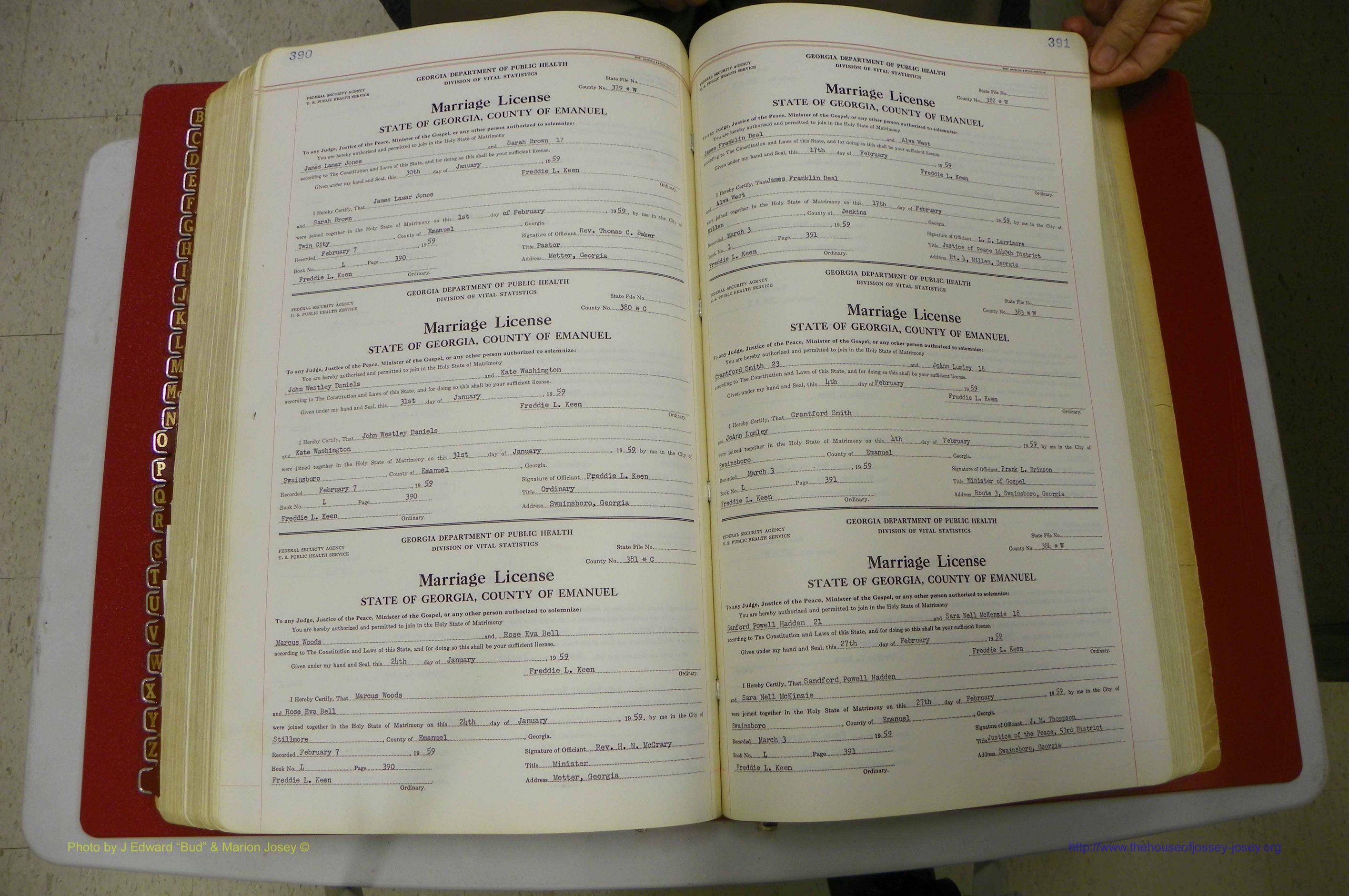 Emanuel Co, GA, Marriages Book L, 1952 - 1962, P 390-391.JPG