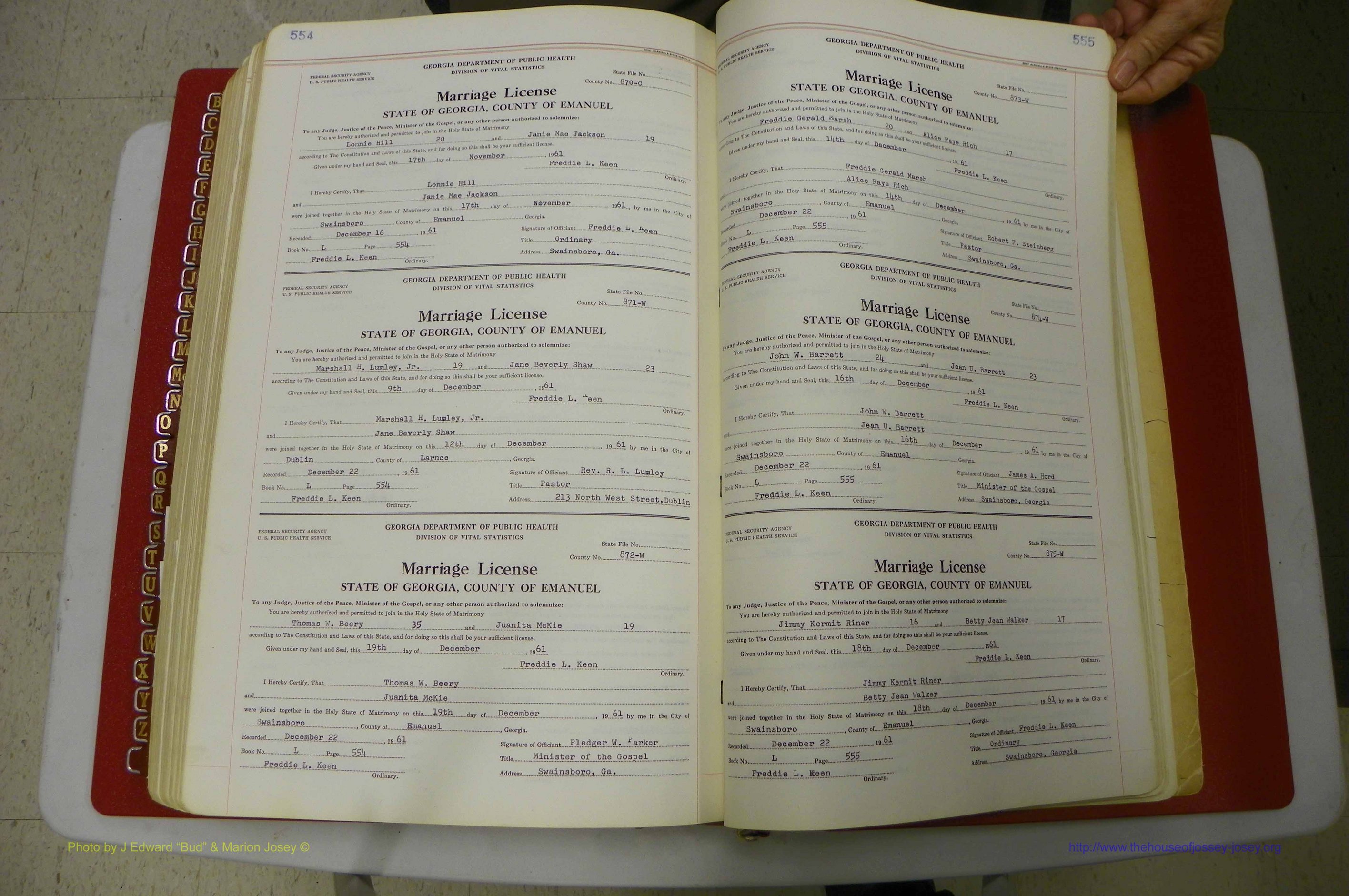 Emanuel Co, GA, Marriages Book L, 1952 - 1962, P 554-555.JPG