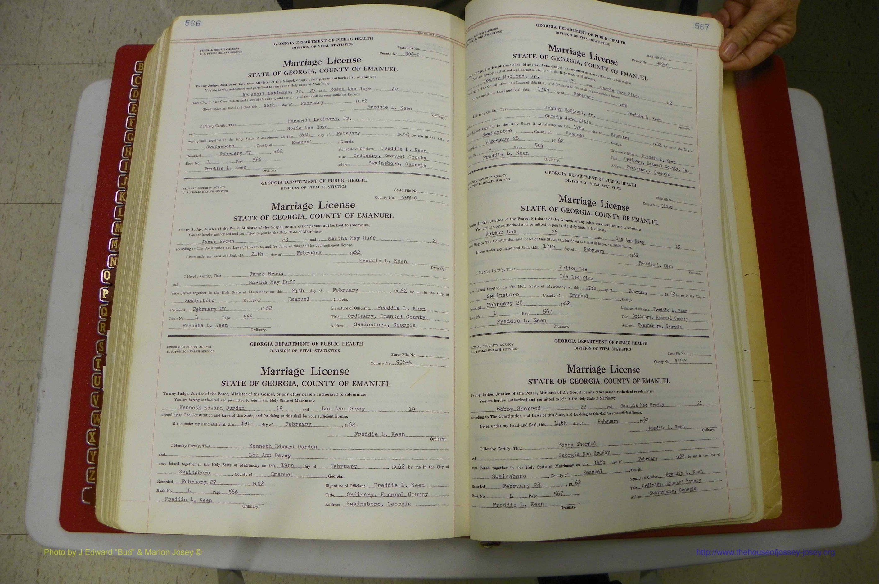 Emanuel Co, GA, Marriages Book L, 1952 - 1962, P 566-567.JPG