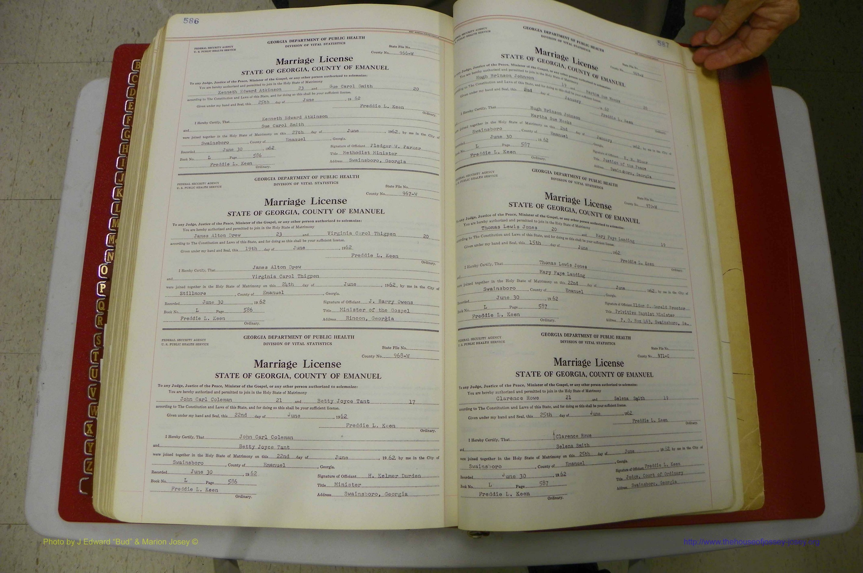 Emanuel Co, GA, Marriages Book L, 1952 - 1962, P 586-587.JPG