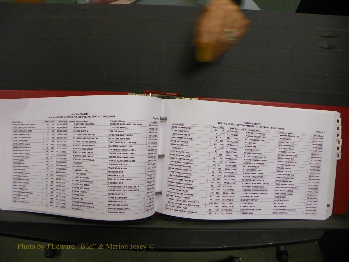 Macon Births, A-Z, 1915-2008 353.JPG