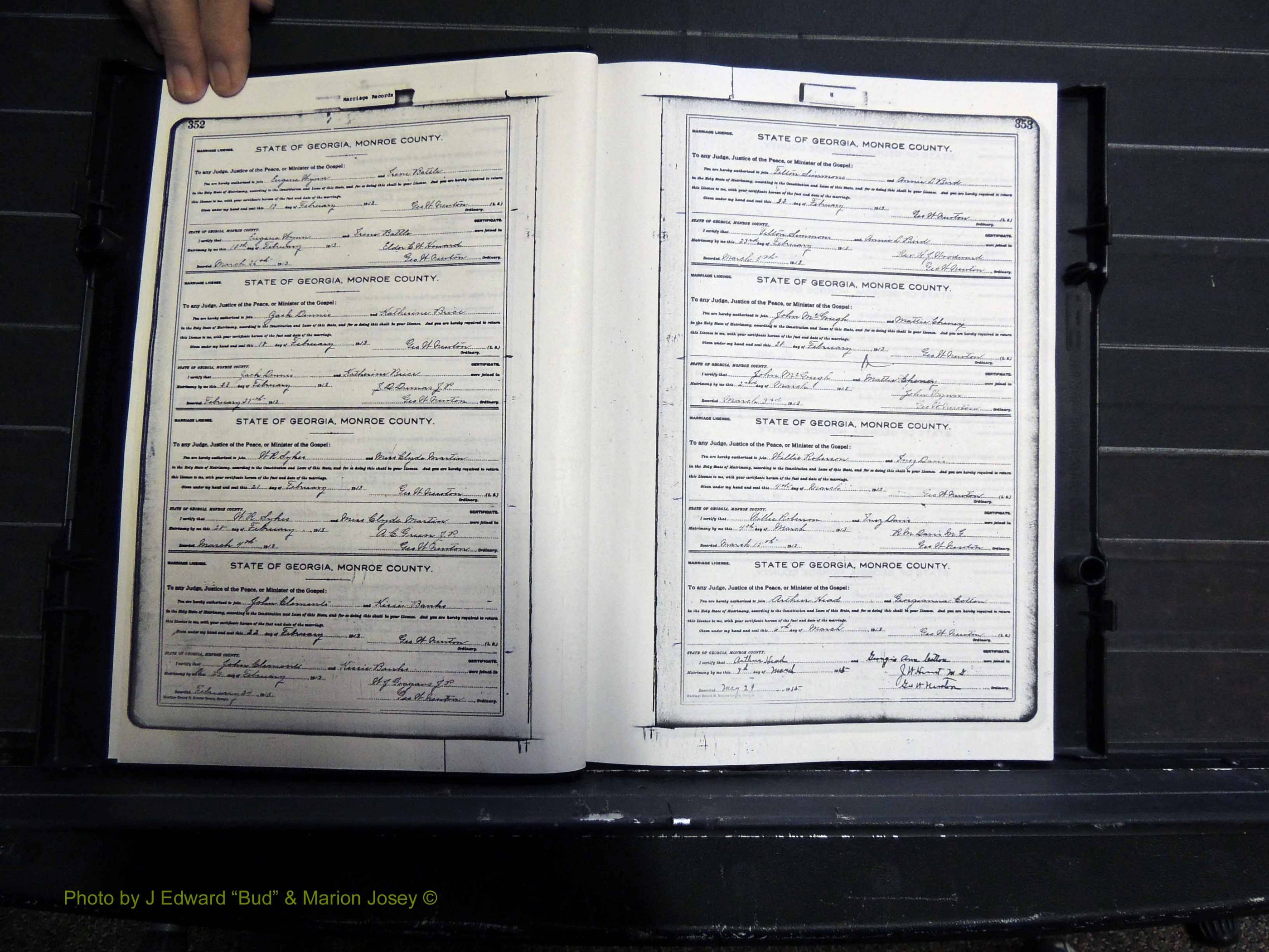 Monroe Co, GA, Marriages, Book H2, 1913-1916 pg 352-353.JPG
