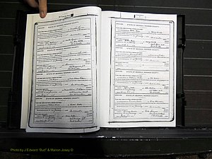 Monroe Co, GA, Marriages, Book H2, 1913-1916 pg 402-403.JPG