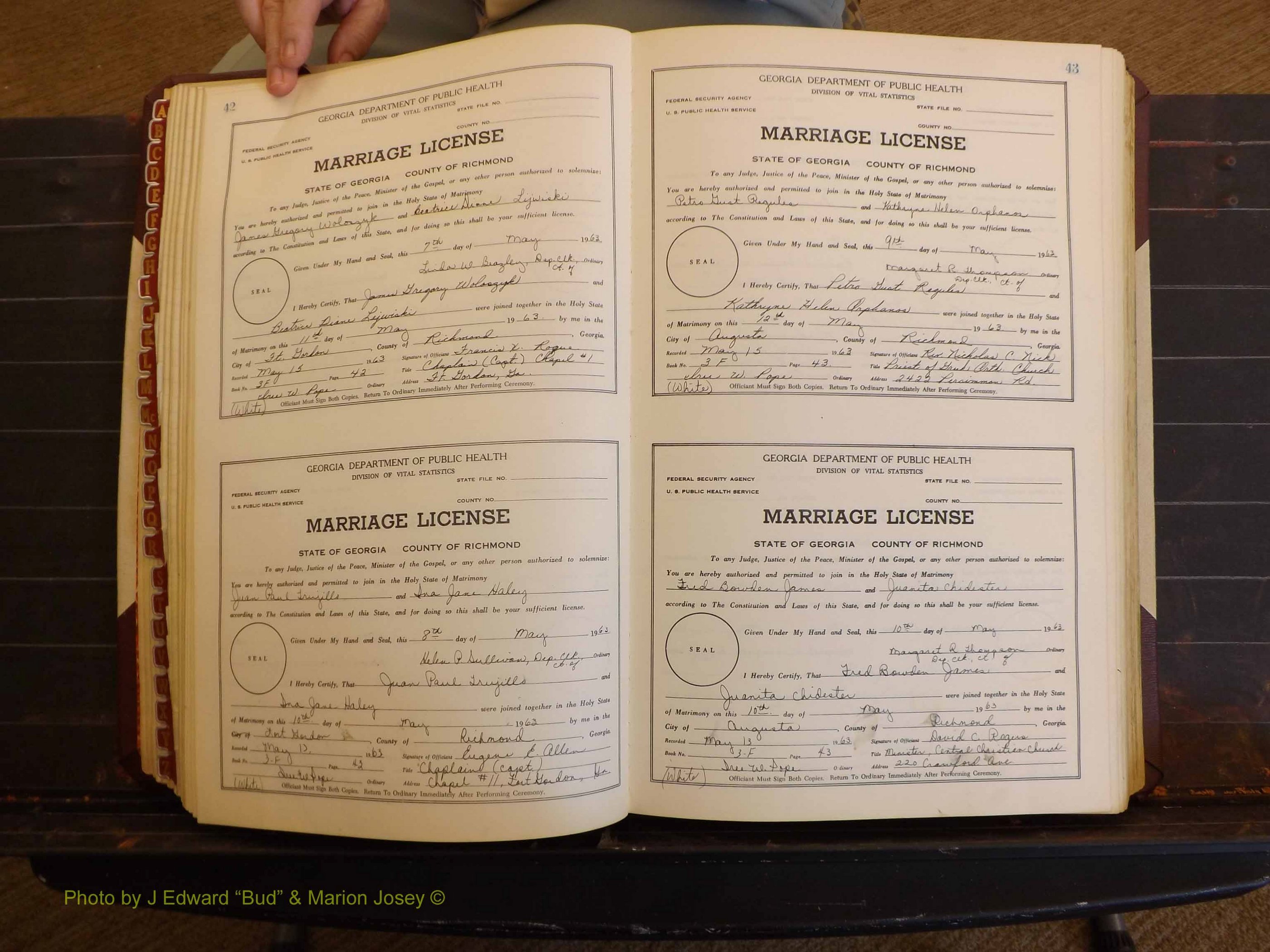 Richmond Marriages, 3F, 1963-1964 P 042-043.JPG